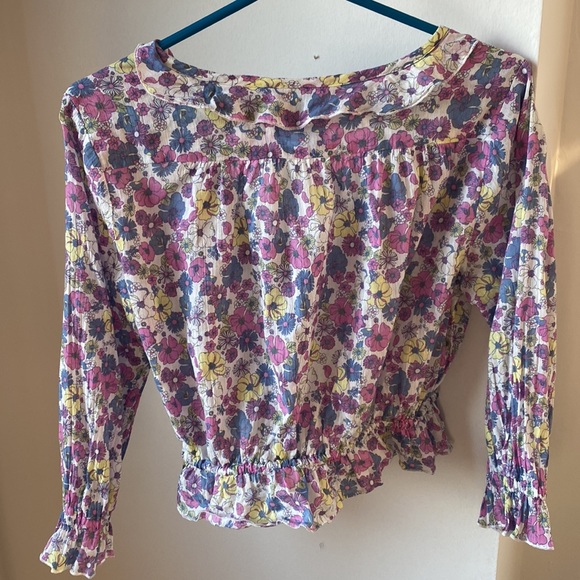 Floral top - Picture 2 of 9